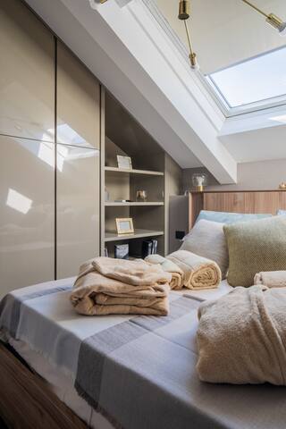 602A – Elegante mansarda con terrazzino gallery image 3