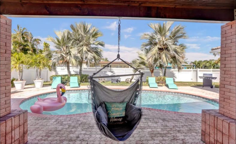 New Modern 4 BR Heated Pool -Game-Room-| Kosher