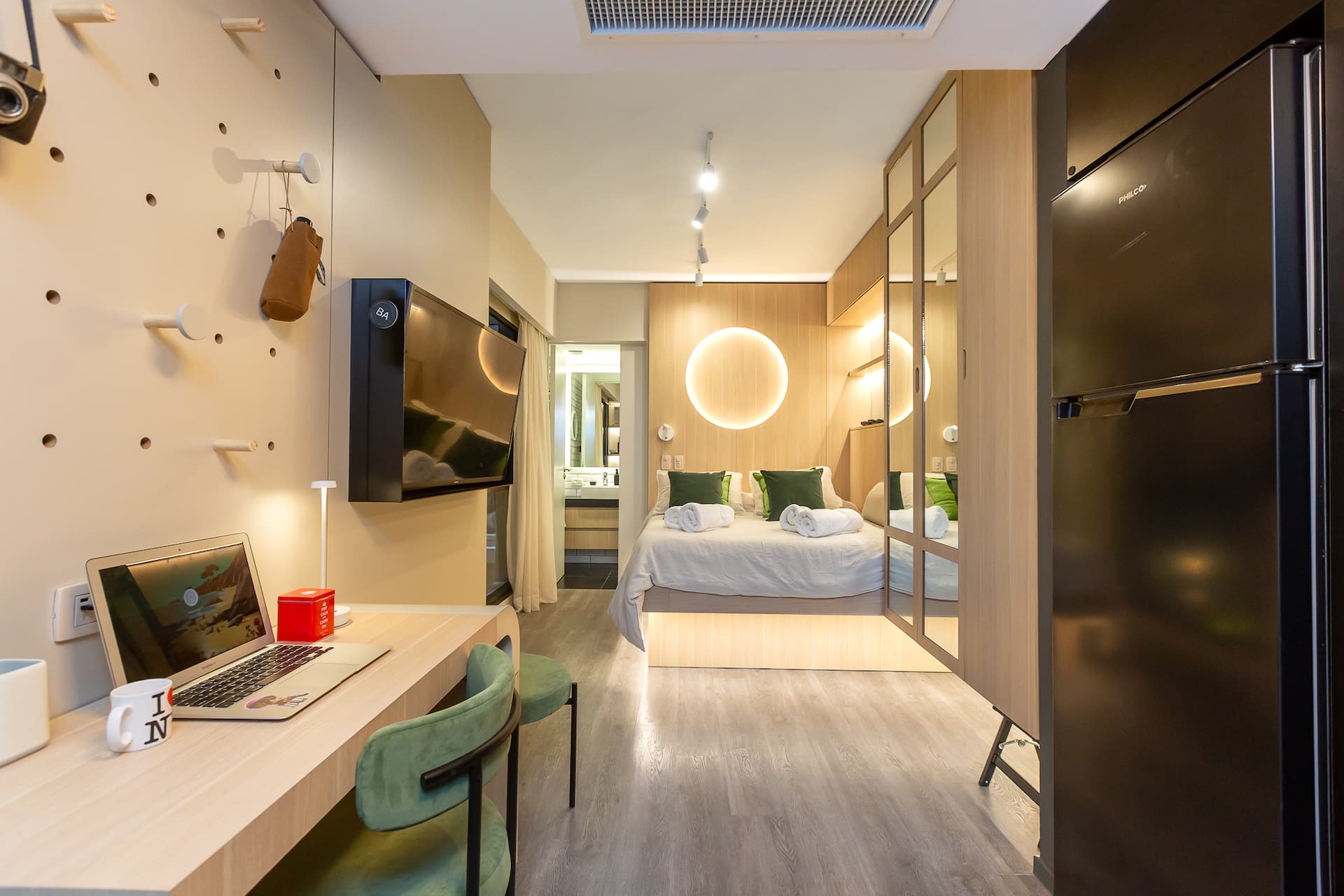 Kitnet mobiliada em Palermo no Quo Zapata Relax/Spa & Co-Work