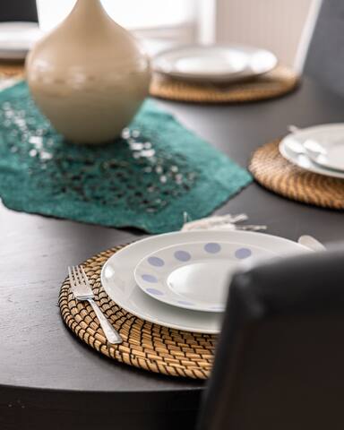 PickThePlace Kensington Lux Apartments IV gallery image 5