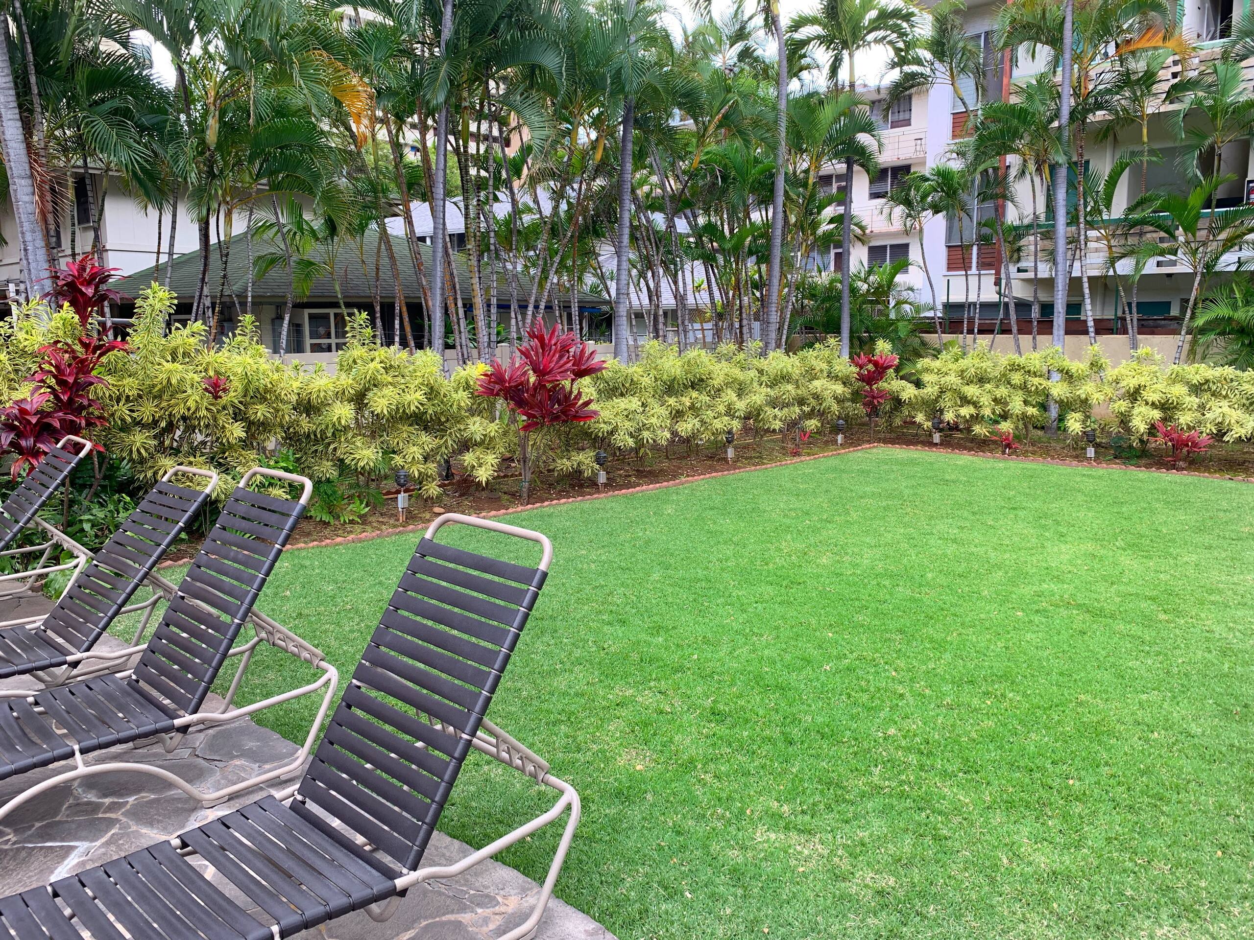 Spacious Waikiki Studio on 20th floor! - Image 8