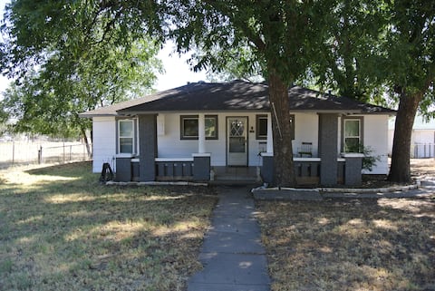Quiet Neighborhood Craftsman