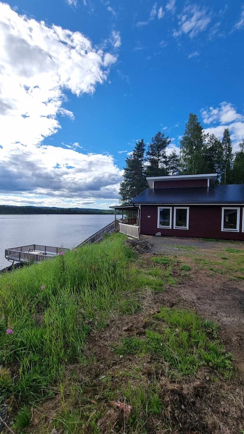 Newly-built cottage in beautiful location