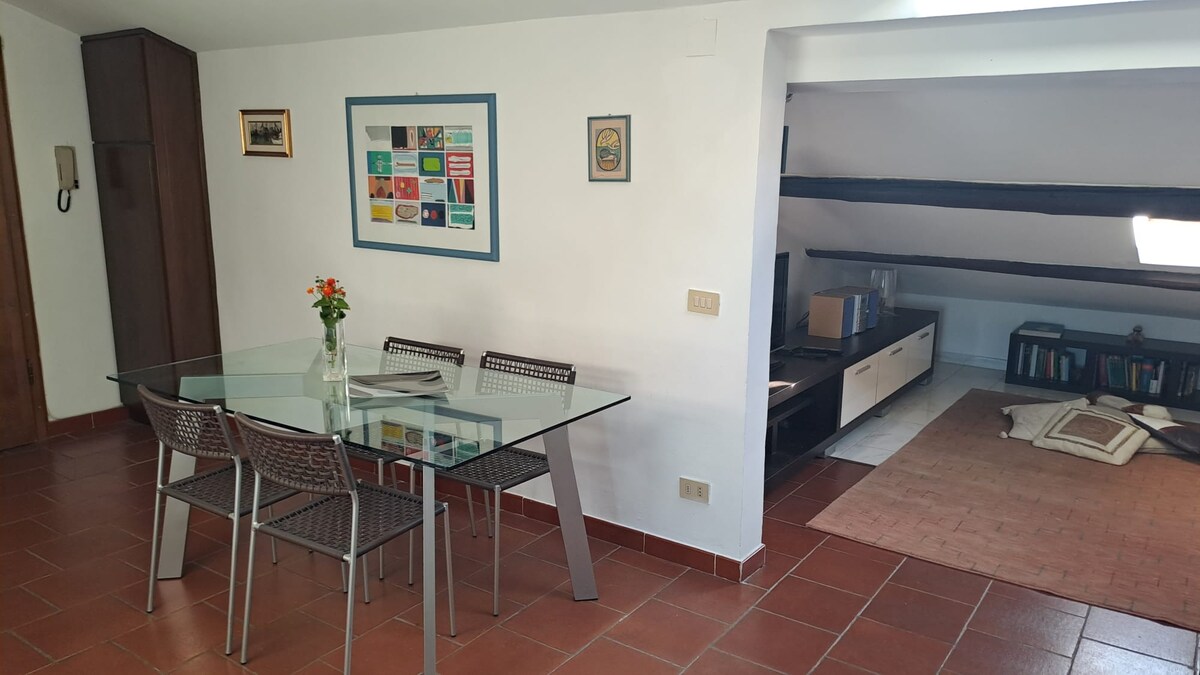 Leistungsstarkes Airbnb: Mansarda Marina in Livorno