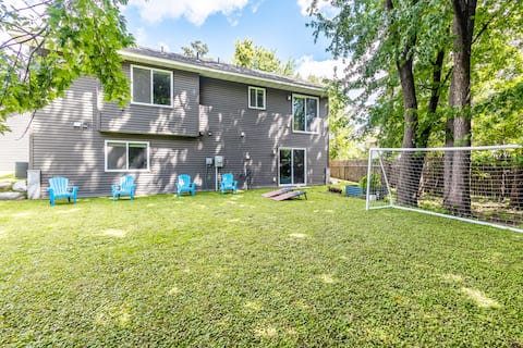 Fam-Friendly Summer Stay Near TPC&NSC w/ Ent Room