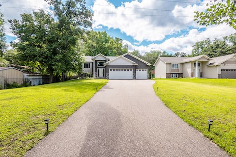 Discounted Feb | Urban Retreat Near NSC&TPC| Games