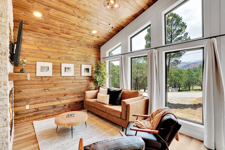Ridgeline Retreat | Cozy Nights | Scenic Views - Ruidoso, NM