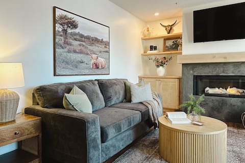 Top performing Airbnb: Southside 4Bdr Family-Friendly Coulee Retreat in Lethbridge