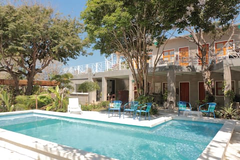 Luxurious tropical house near the sea