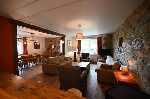 Comfortable cottage in the countryside