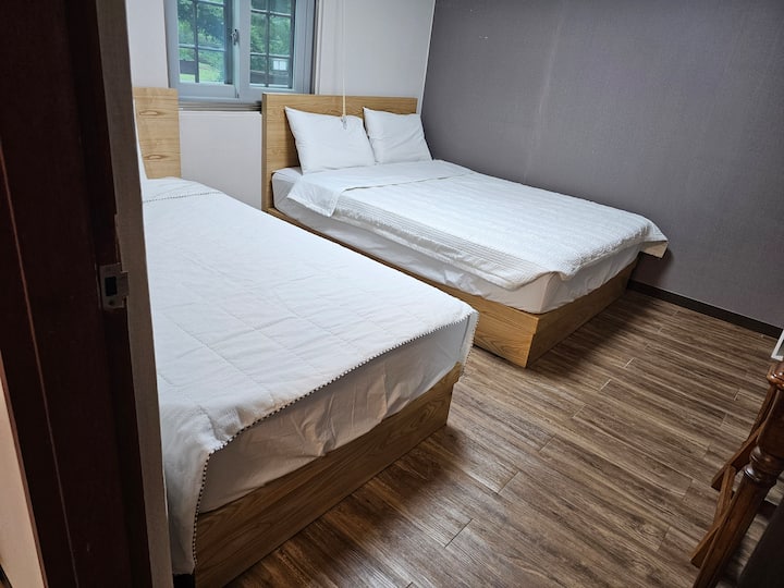 საძინებელი 1