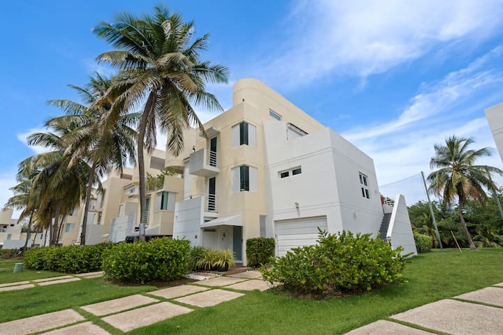 PRdise Rentals & Charter managed Airbnb listing 2