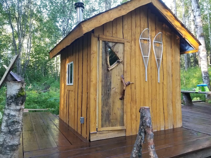 Tiny Trapper Cabin - Palmer, AK
