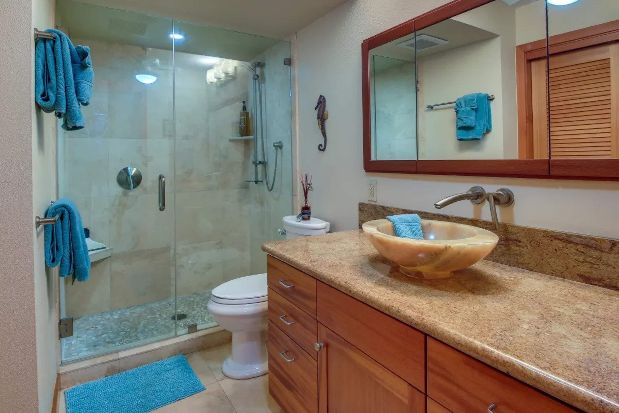 2 Bed / 2 Bath Beachfront Condo - Image 10