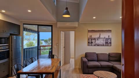 Cargo Villa offering river views