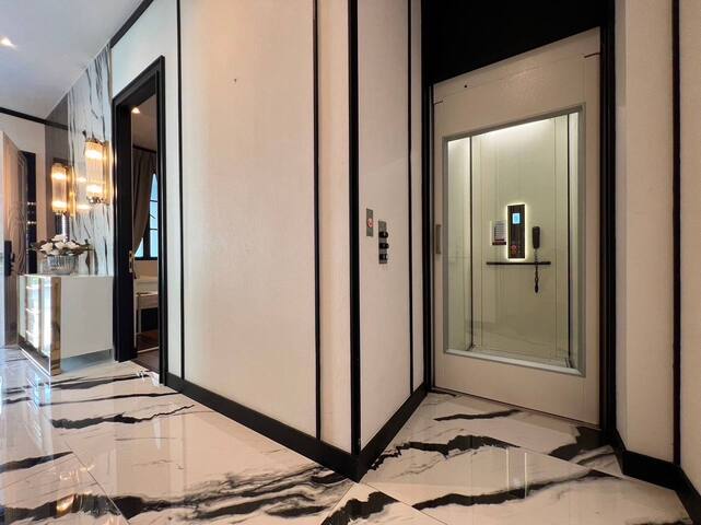 Luxury Pool Villa 4+2BR 12PAX with Lift in Ekkamai gallery image 5