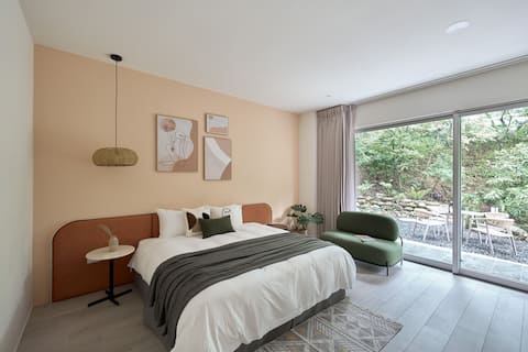 [Qingjing Homestay] 203/303 Courtyard Villa for 6 people ~ Green Grassland, Qingjing Farm Homestay, 