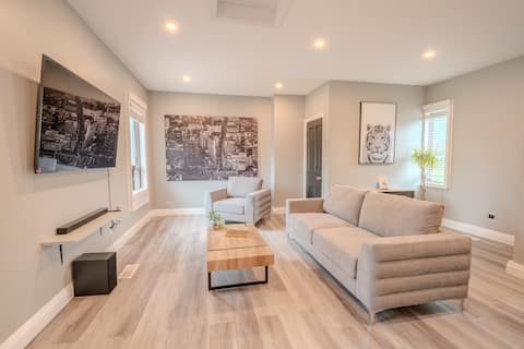 Top Airbnb: Modern Century 3BR home with heart in Peterborough