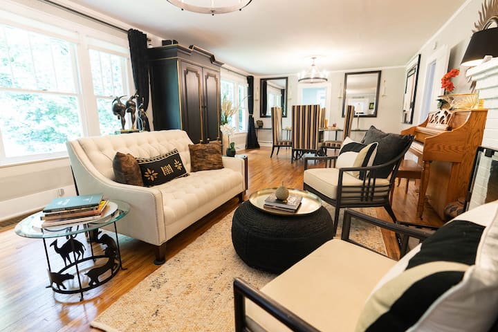 Steps Away! Enjoy Tryon Intown Cottage - Houses for Rent in Tryon ...