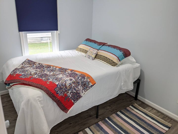 საძინებელი 1