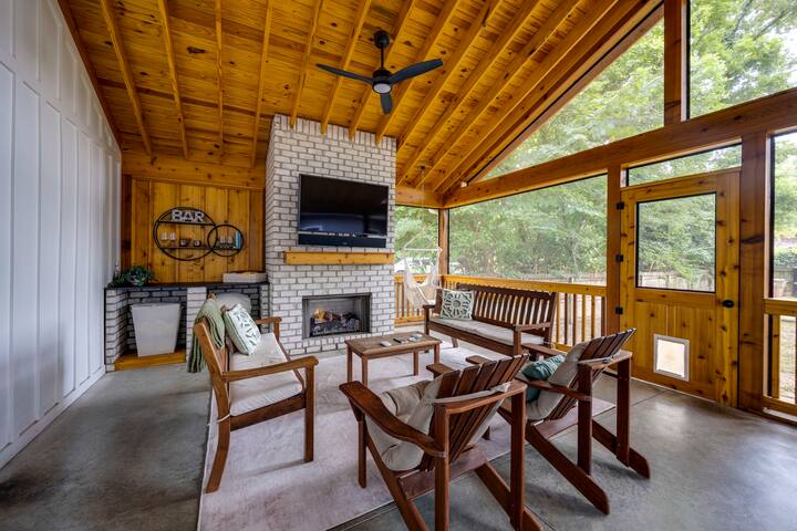 Historic Bungalow in East Nash gallery image 2