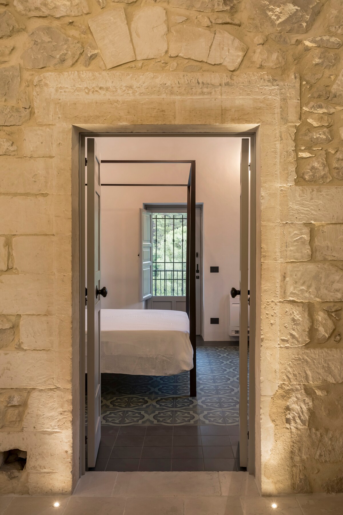 საძინებელი 1