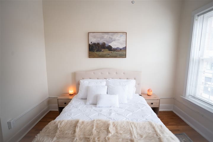 Cozy apartment in Wrigleyville