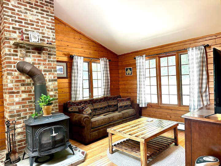 Lakes Region Cabin Near Newfound Lake | Sleeps 6 - Wellington State Park, Bristol