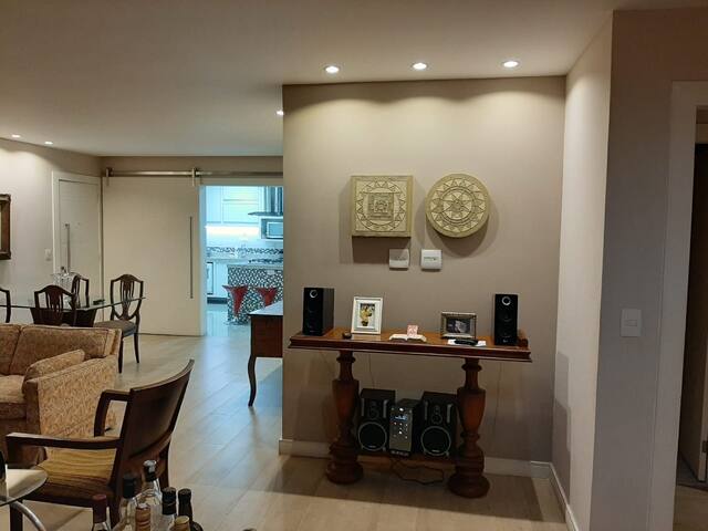 Rock com Luxo gallery image 2