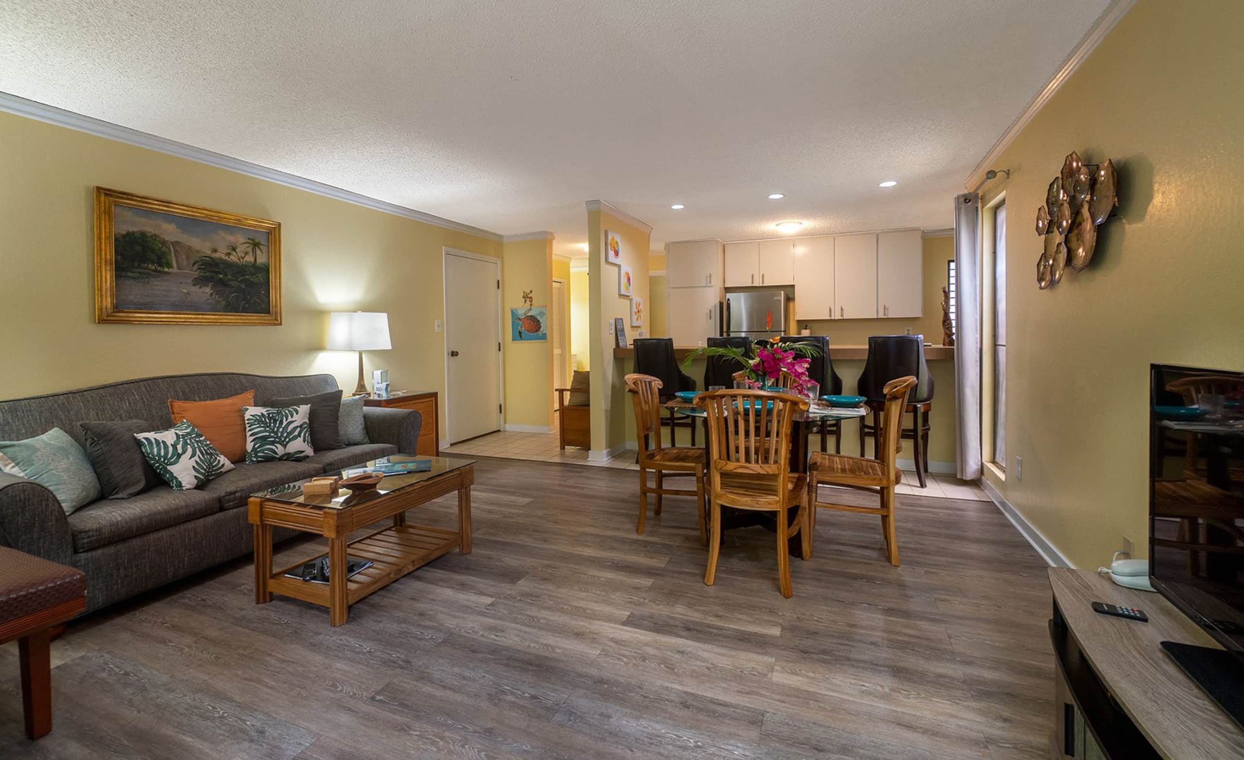 Condo in Kihei · ★4.81 · 1 bedroom · 2 beds · 1 private bath - Image 2