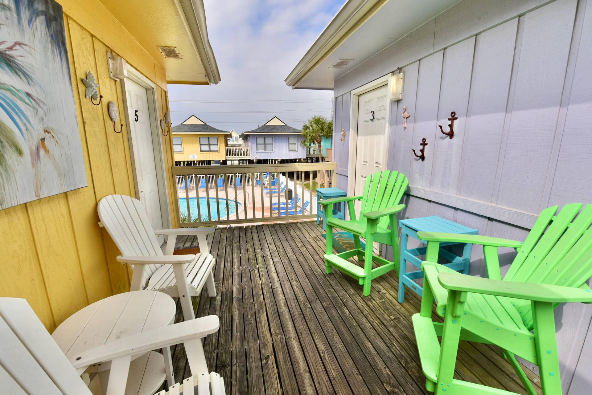 Affordable Beach Bungalow!