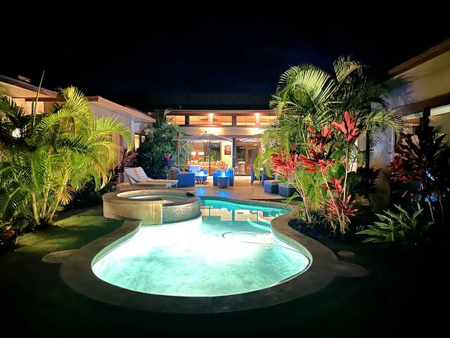 Luxury golf course view home gallery image 4