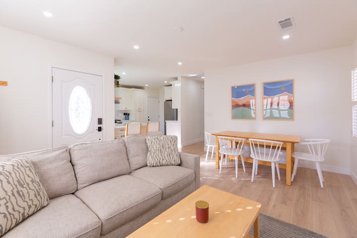 Spacious, Remodeled 2br Duplex Unit By Downtown Sm - San Mateo, CA