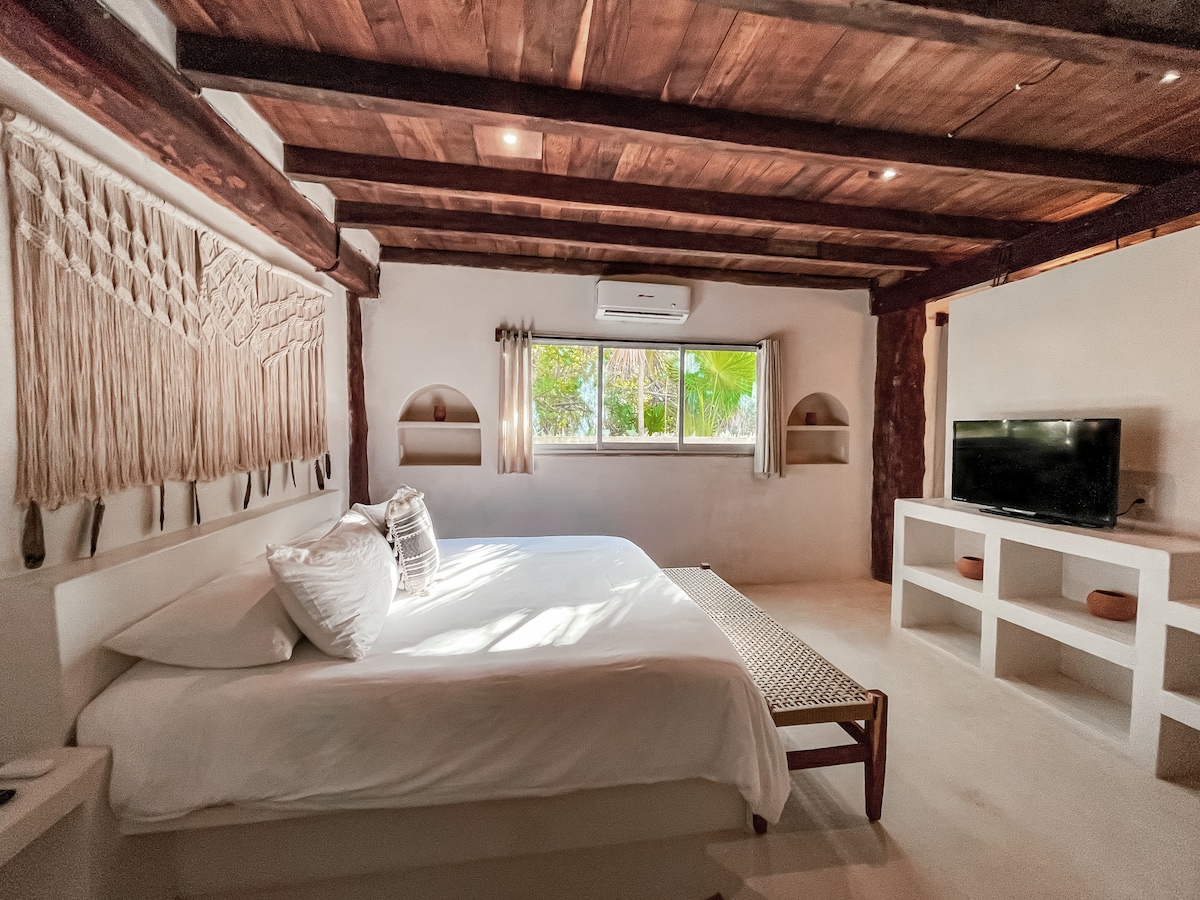 საძინებელი 4