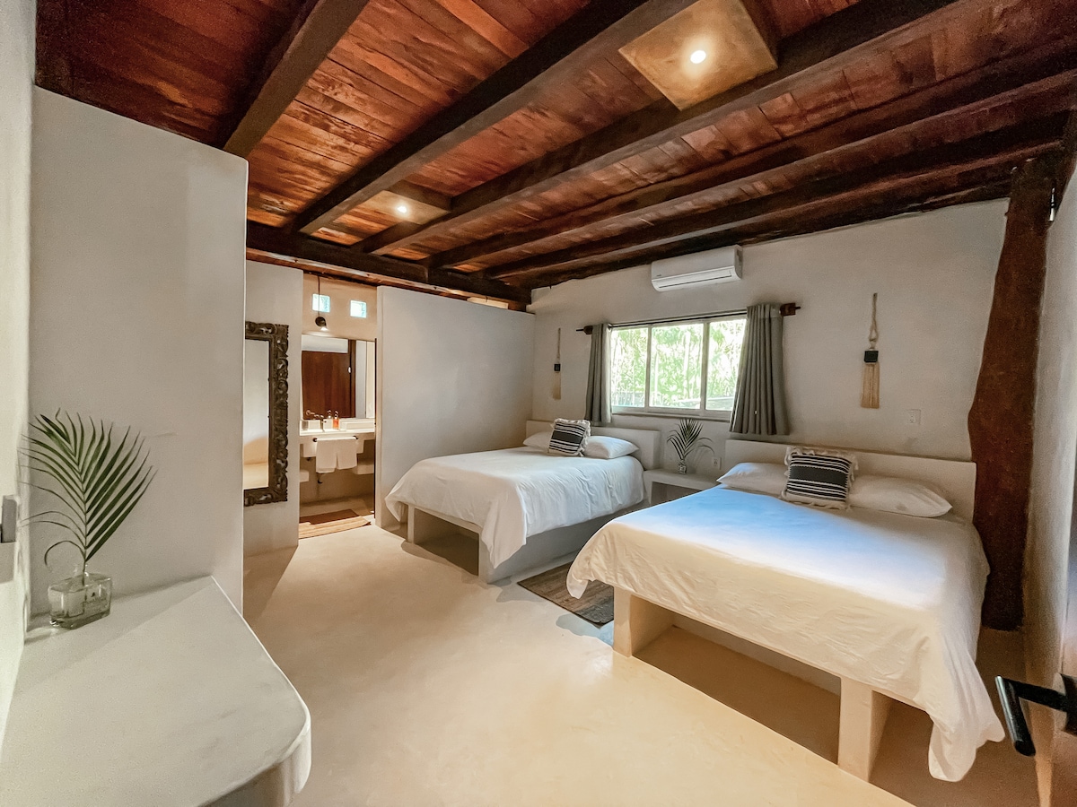 საძინებელი 1