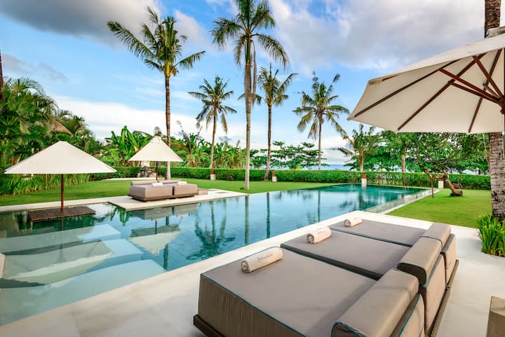 Shalimar Villas - Estate: 12 Br Beachfront - Bali