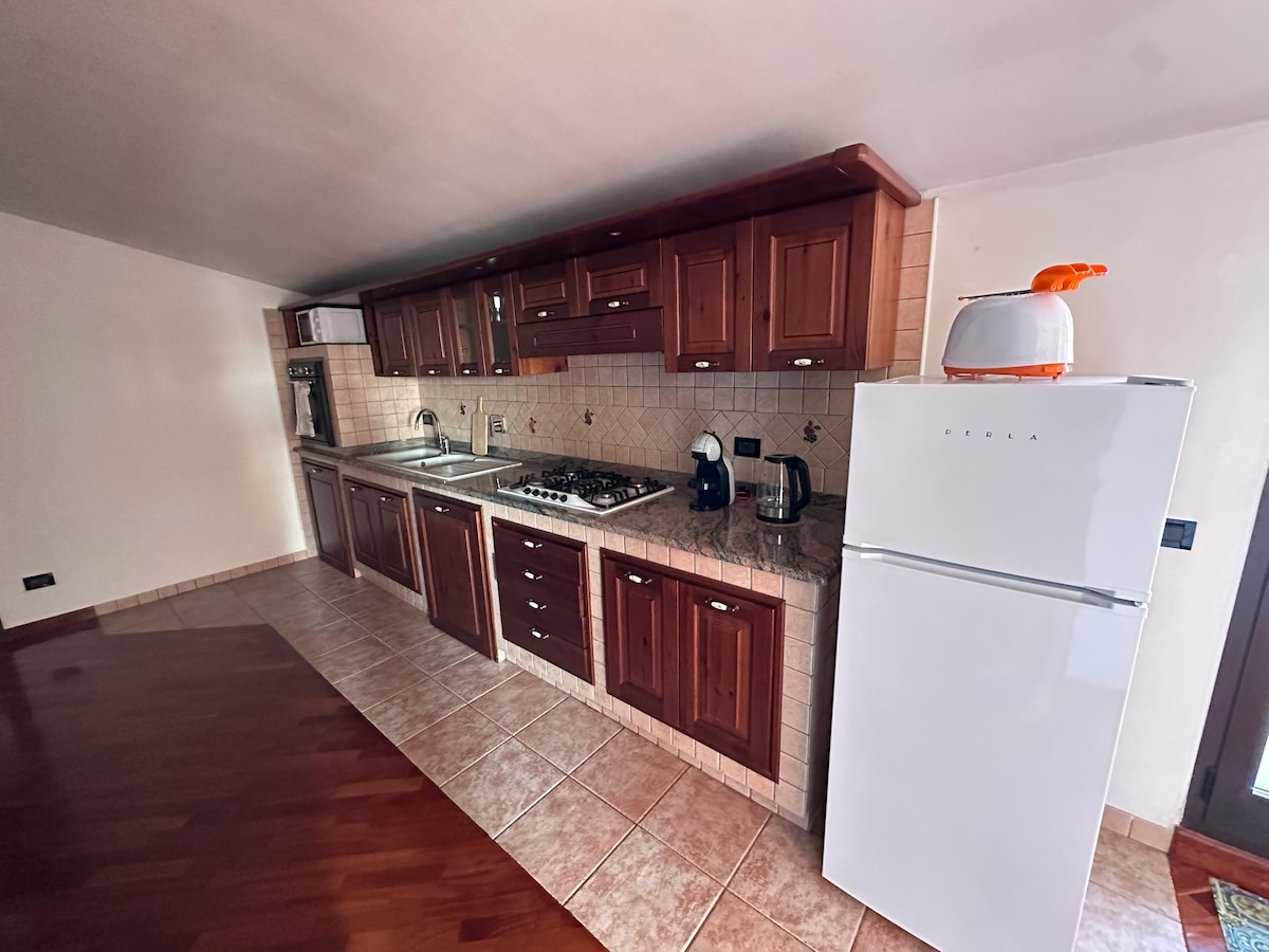 Proprietà Airbnb di successo: independent /parking in the villa a Lecce