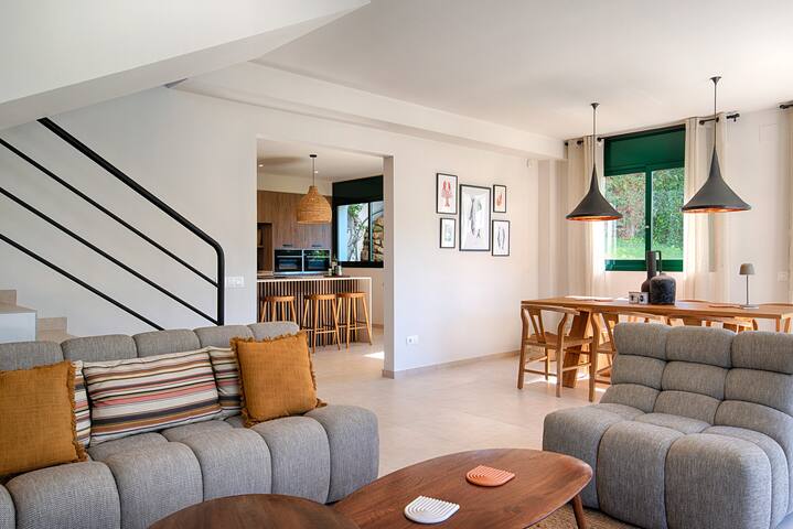 Villa Bianca in Tamariu gallery image 3