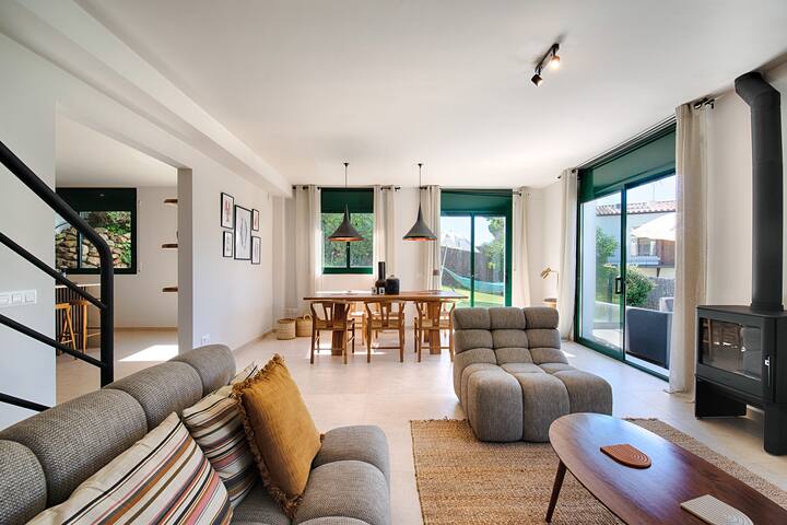 Villa Bianca in Tamariu gallery image 2