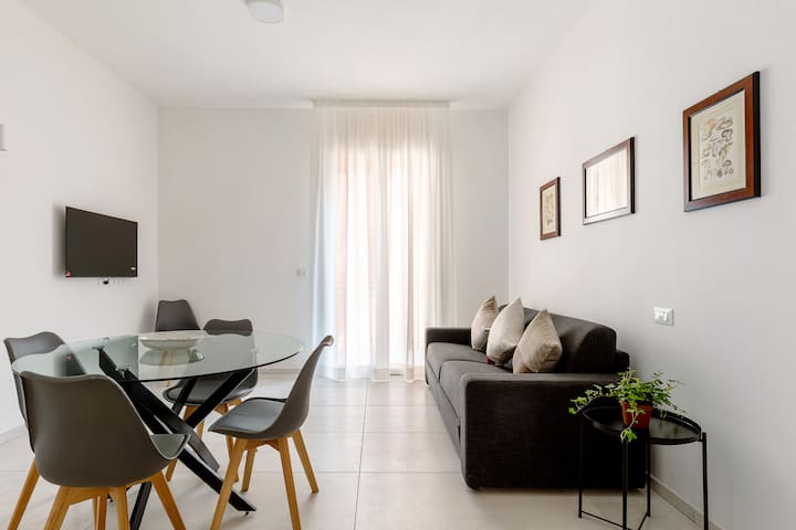 Bologna District managed Airbnb listing 2