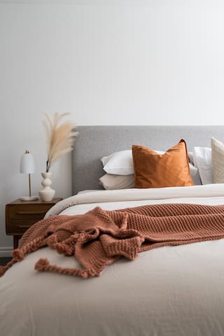 LUXE “Bea’s Block” at Middle Park Beach