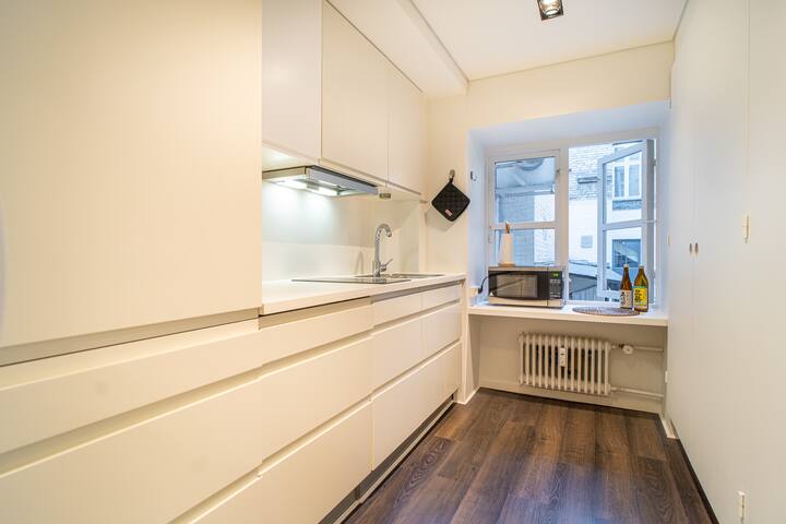 120m2 near Culture Icons – Historic Fredericiagade gallery image 5