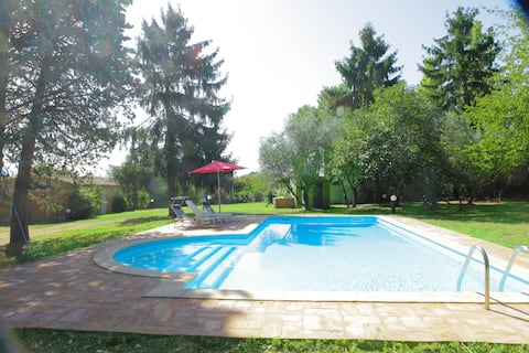 Dolce Villa Soriano with pool