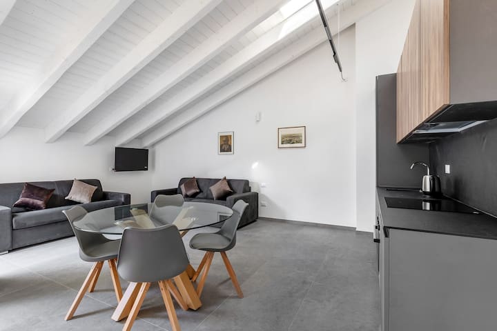 Bologna District managed Airbnb listing 3