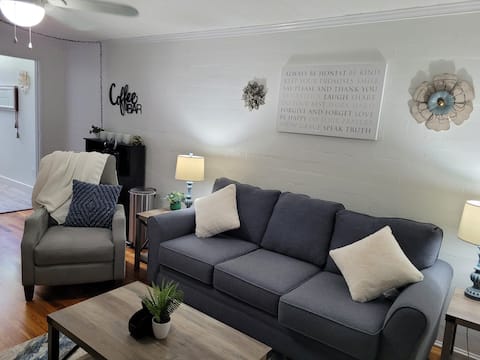 Top Airbnb: Dora's Little Darling in Mount Dora