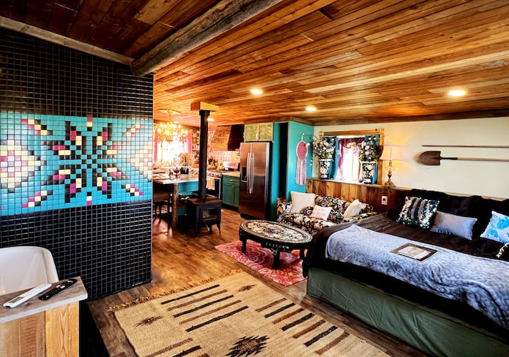 Opulent Healing Cabin Yellowstone - Montana
