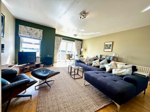 Successful Airbnb property: Stylish Haven by the Sea in Slieve Croob