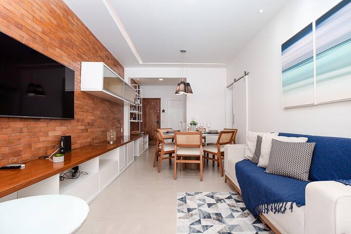 Apartamento de 3 quartos a só 90m da praia do Leme