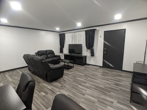 A-House with 3 bedroom 2 bath 7119