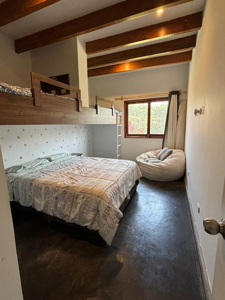 غرفة النوم 2